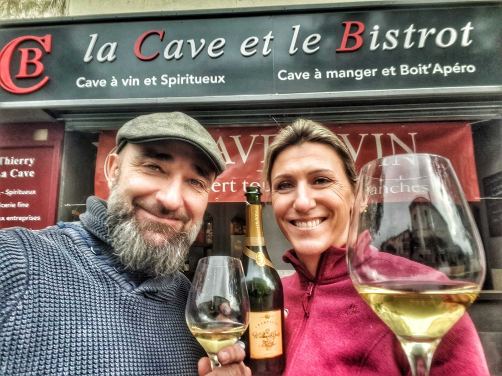 La seule cave du centre d'Aubagne La Cave et le Bistrot